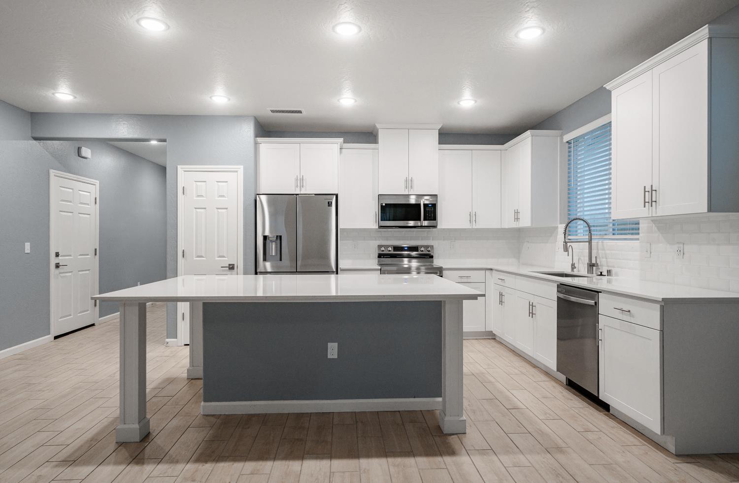 141 Reunion Way South Madera, CA 93636 - Photo 7 of 31