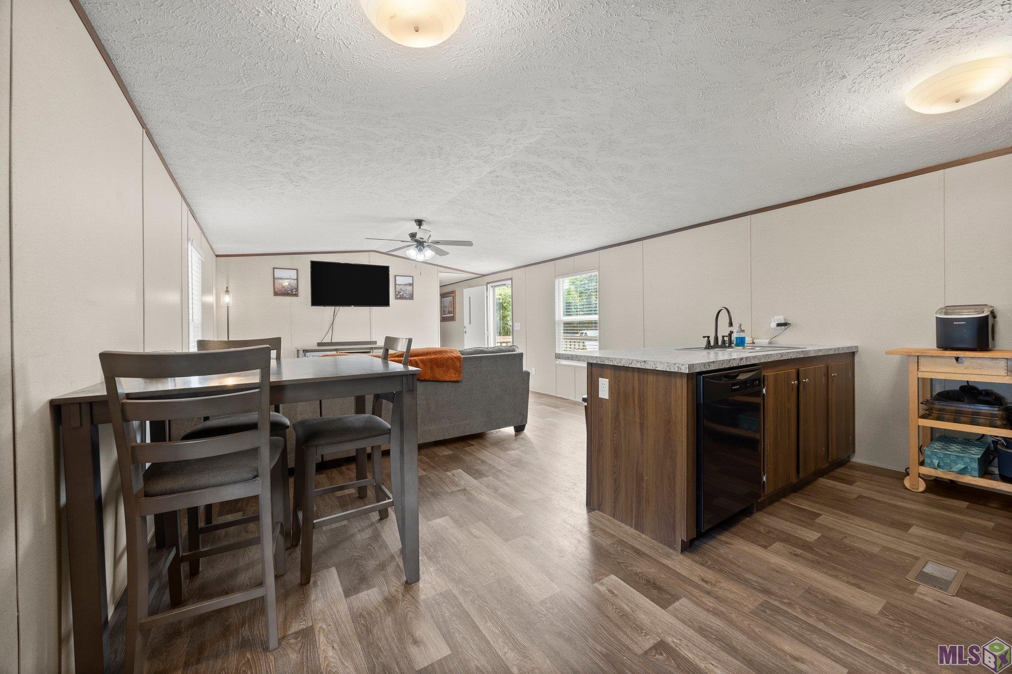 17567 Mitchell Road French Settlement, LA 70733 - Photo 6 of 19 Gallery Image 6