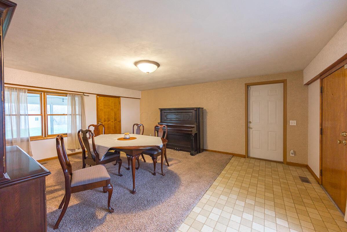 1830 Walker Road Hilliard, OH 43026 - Photo 19 of 59 1830 Walker - 18