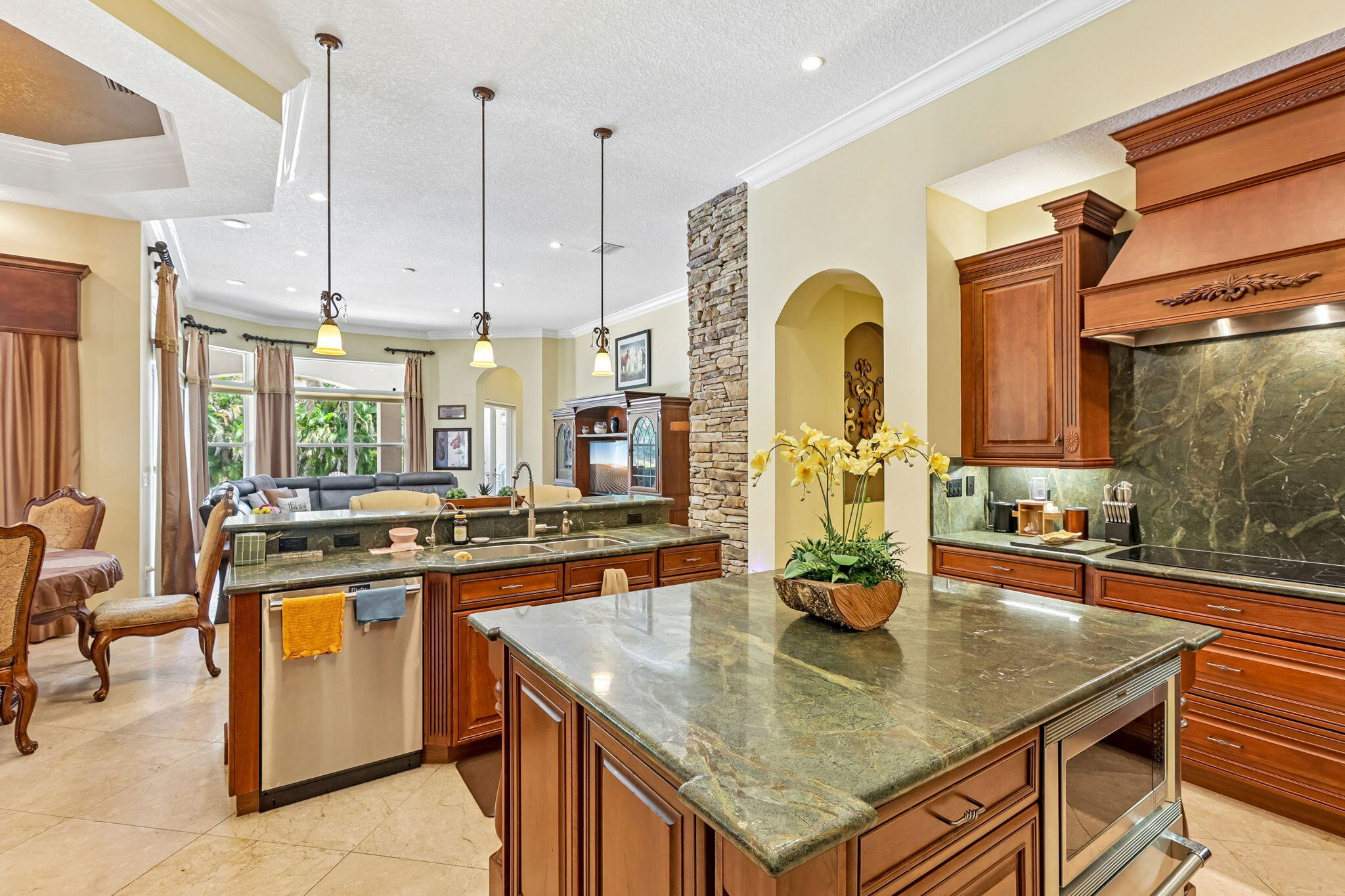 2130 Southwest 113th Avenue Davie, FL 33325 - Photo 19 of 58 Kitchen