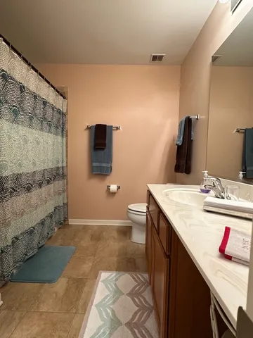 $2,650 | 6420 Double Eagle Drive, Unit 801, Woodridge, IL 60517