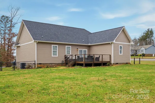 $349,900 | 4396 Belmont Drive, Morganton, NC 28655