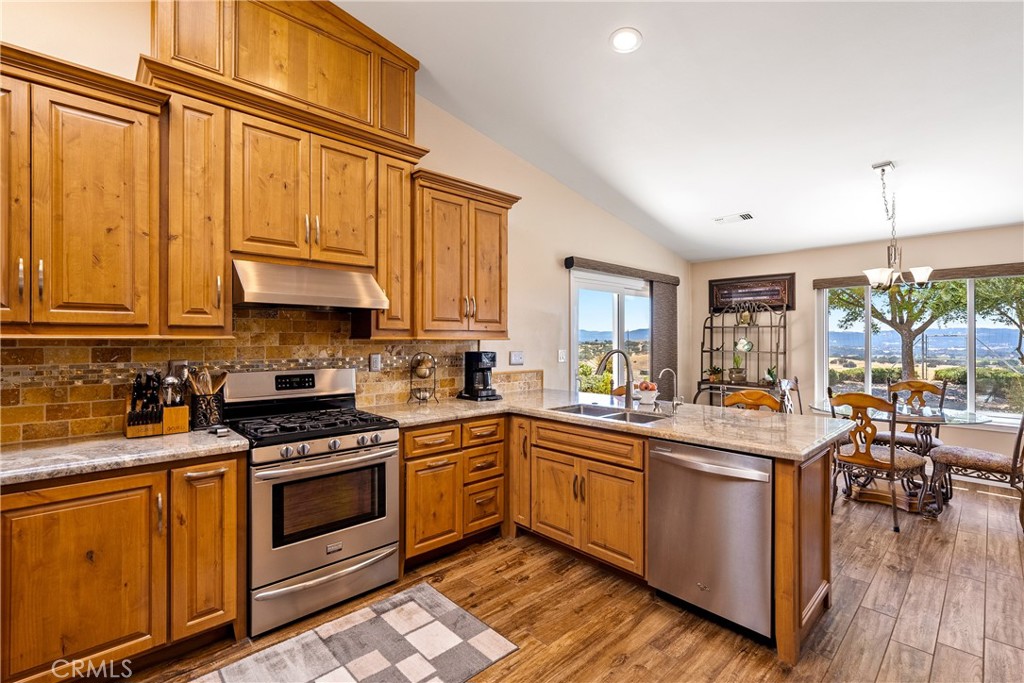 2255 Lothar Lane Templeton, CA 93465 - Photo 10 of 41