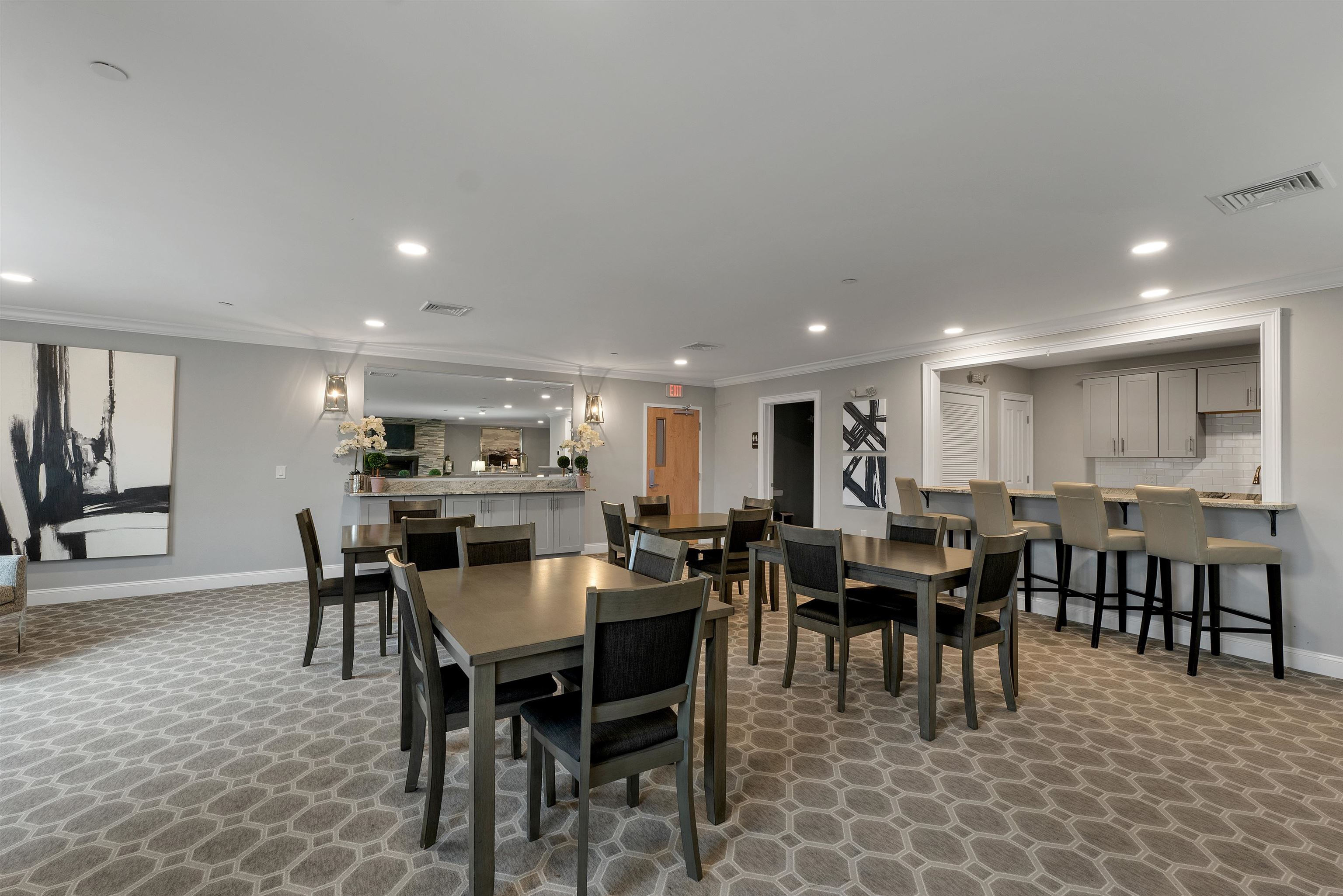 61 Acadia Lane, Unit 107 Exeter, NH 03833 - Photo 24 of 40