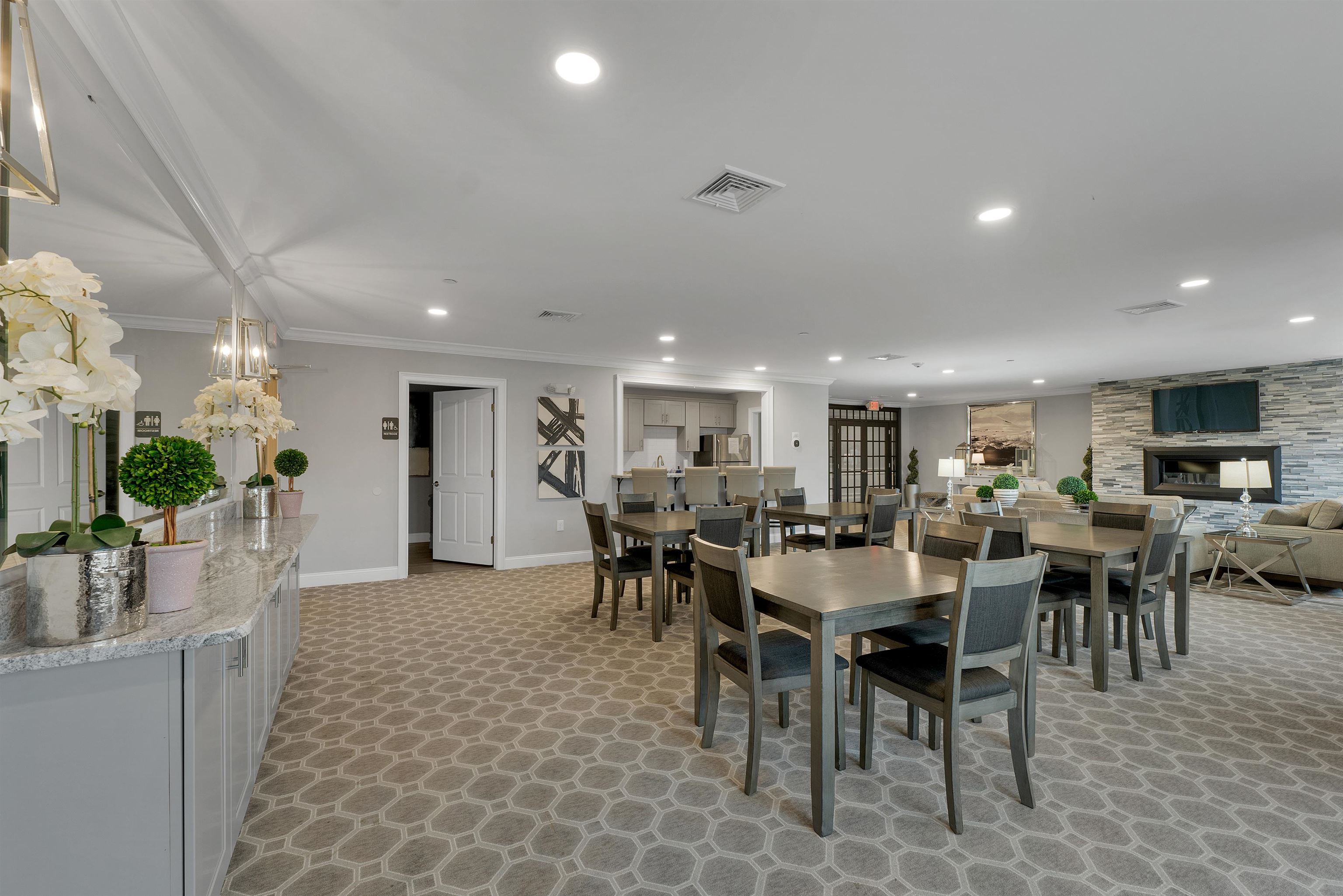 61 Acadia Lane, Unit 107 Exeter, NH 03833 - Photo 25 of 40