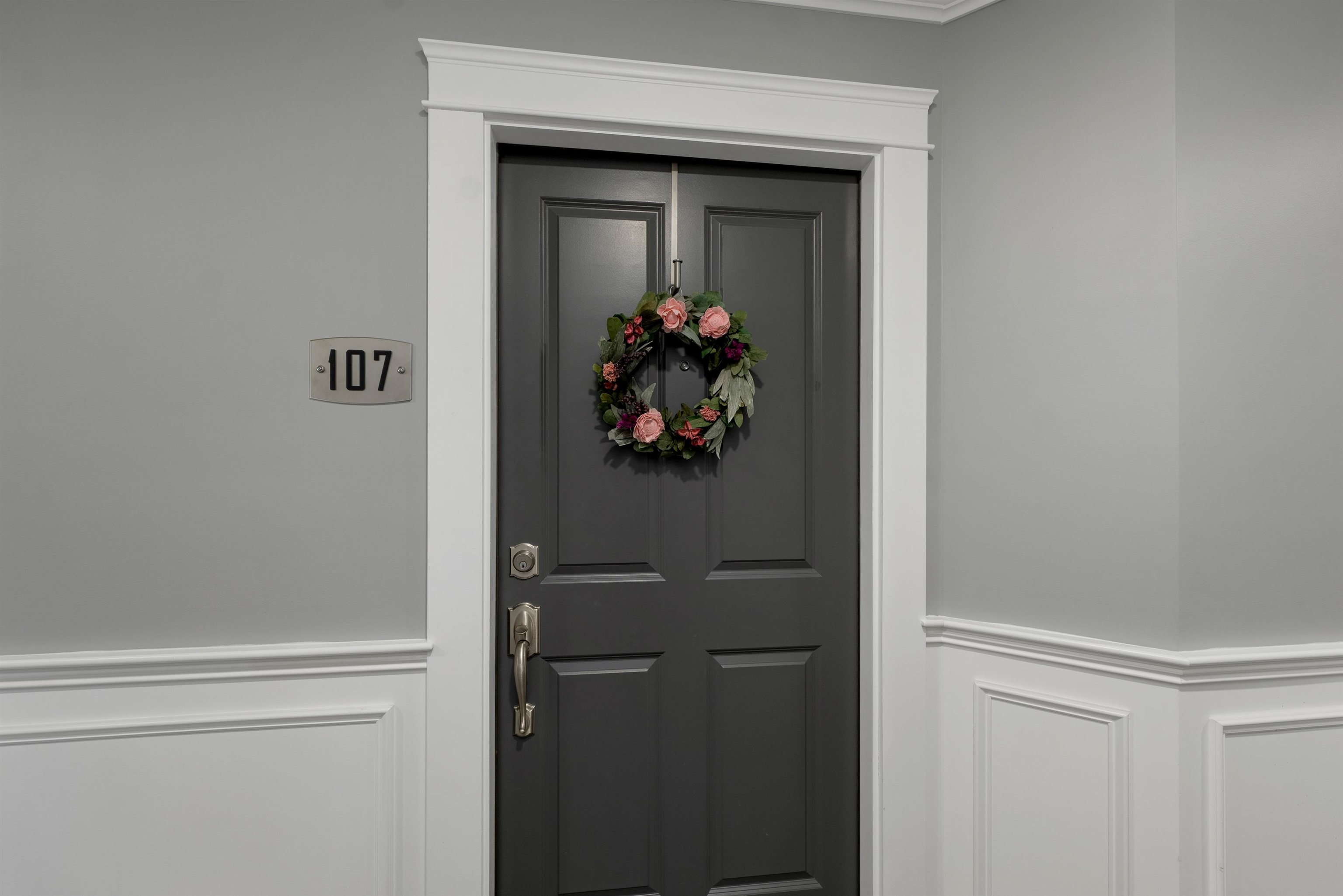 61 Acadia Lane, Unit 107 Exeter, NH 03833 - Photo 3 of 40