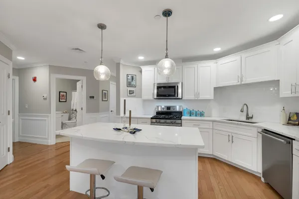$500,000 | 61 Acadia Lane, Unit 107, Exeter, NH 03833
