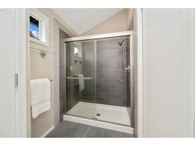 $959,000 | 7766 Southwest Bayberry Drive, Beaverton, OR 97007