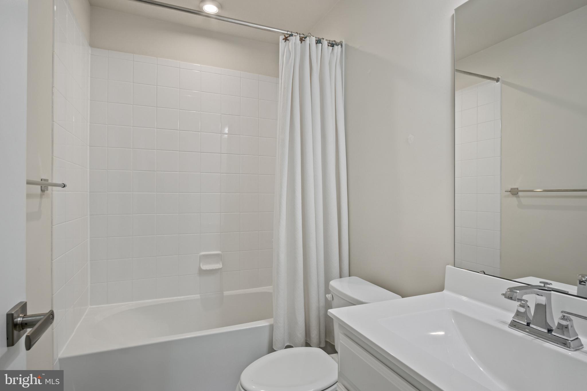 36734 Red Cedar Loop, Unit 44 Ocean View, DE 19970 - Photo 34 of 54 Hall Bath