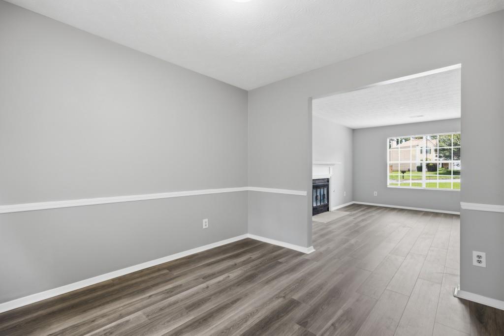 11240 Rotherick Drive Alpharetta, GA 30022 - Photo 4 of 26