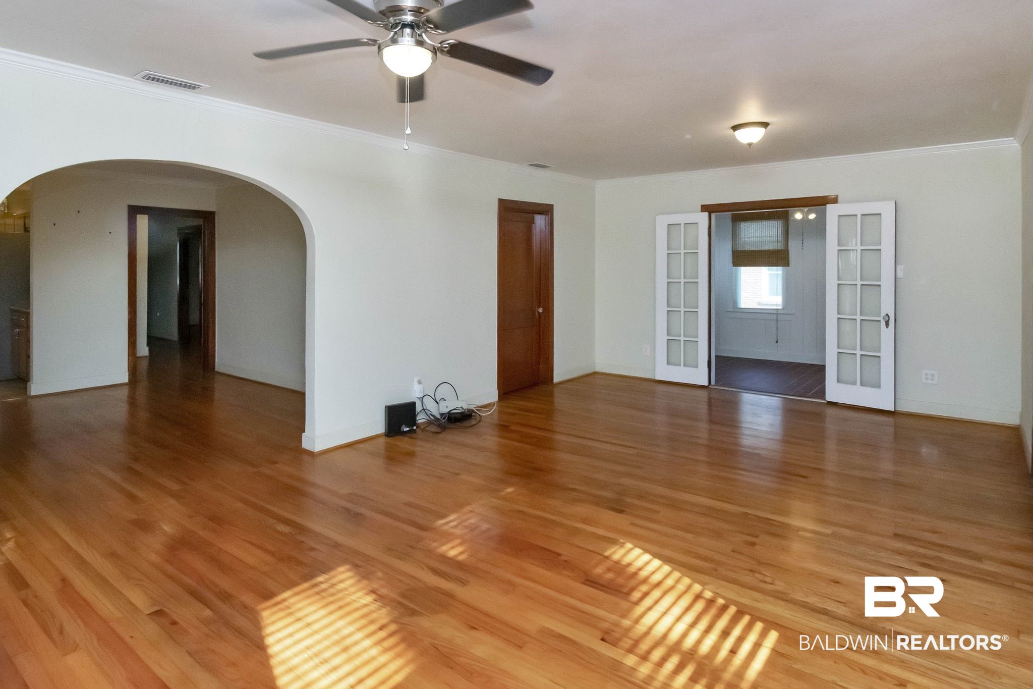 2608 Spring Hill Avenue Mobile, AL 36607 - Photo 5 of 36