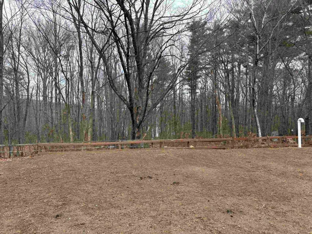 $399,900 | 500 East Dunbarton Road, Goffstown, NH 03045