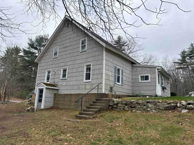 $399,900 | 500 East Dunbarton Road, Goffstown, NH 03045