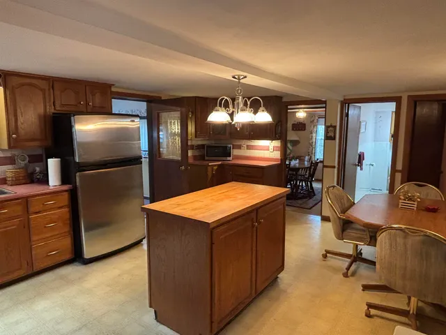 $399,900 | 500 East Dunbarton Road, Goffstown, NH 03045