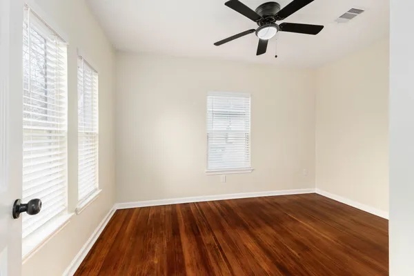 $2,500 | 102 East Val Verde Street, Brenham, TX 77833