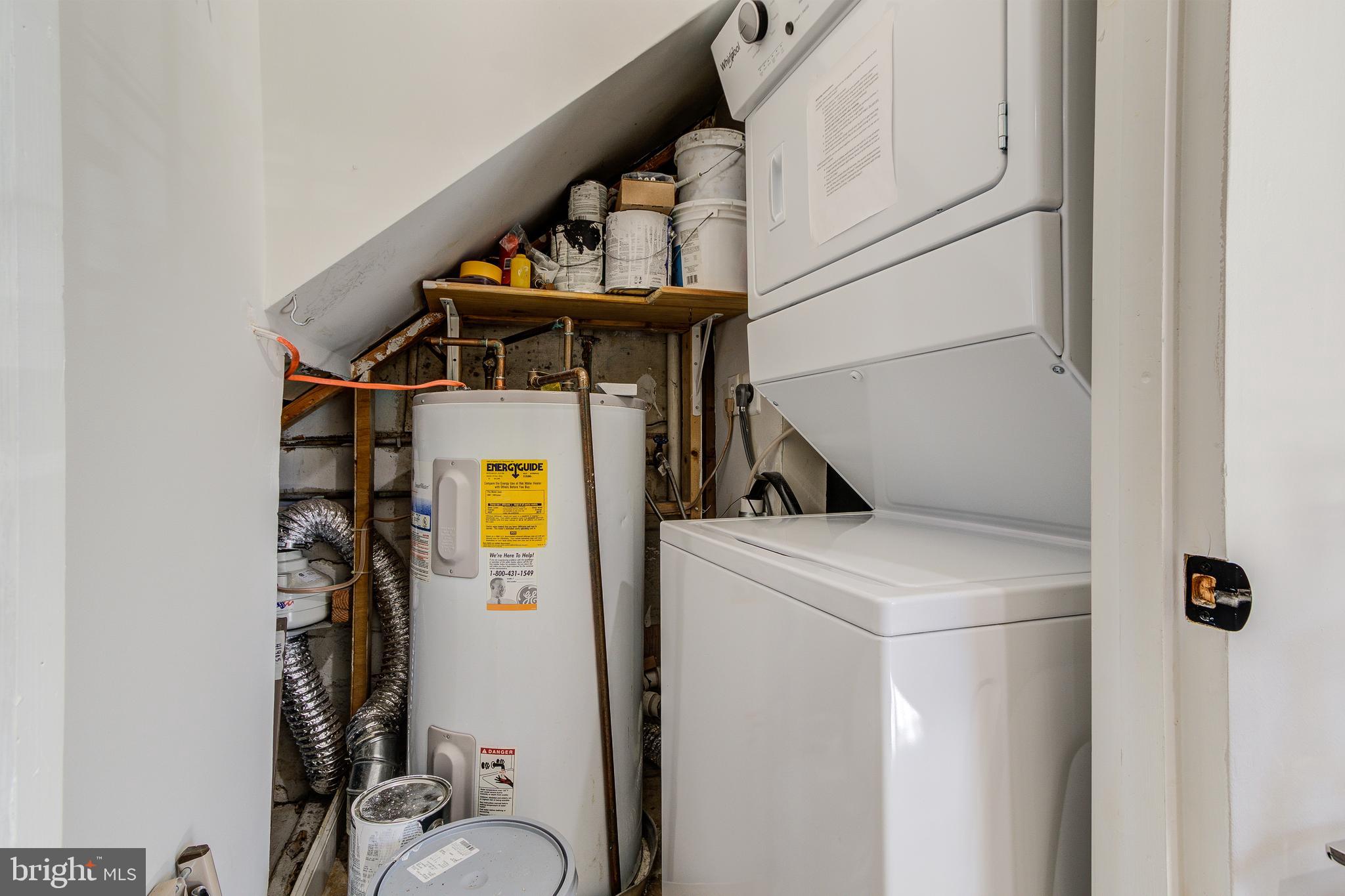 344 14th Street Southeast Washington, DC 20003 - Photo 24 of 31 a utility room with dryer and washer
