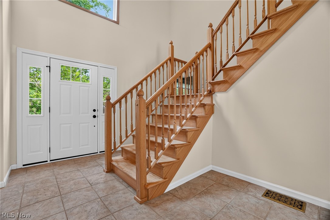 9329 South Brown Road Chardon, OH 44024 - Photo 9 of 45