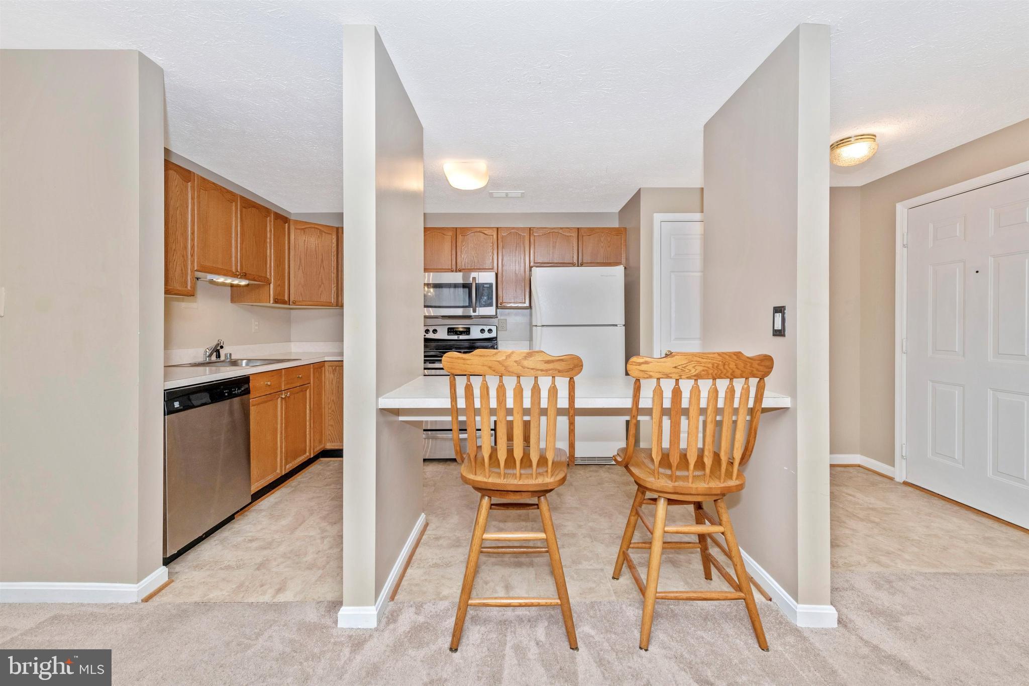 2100 Whitehall Road, Unit BC Frederick, MD 21702 - Photo 22 of 33 Open kitchen