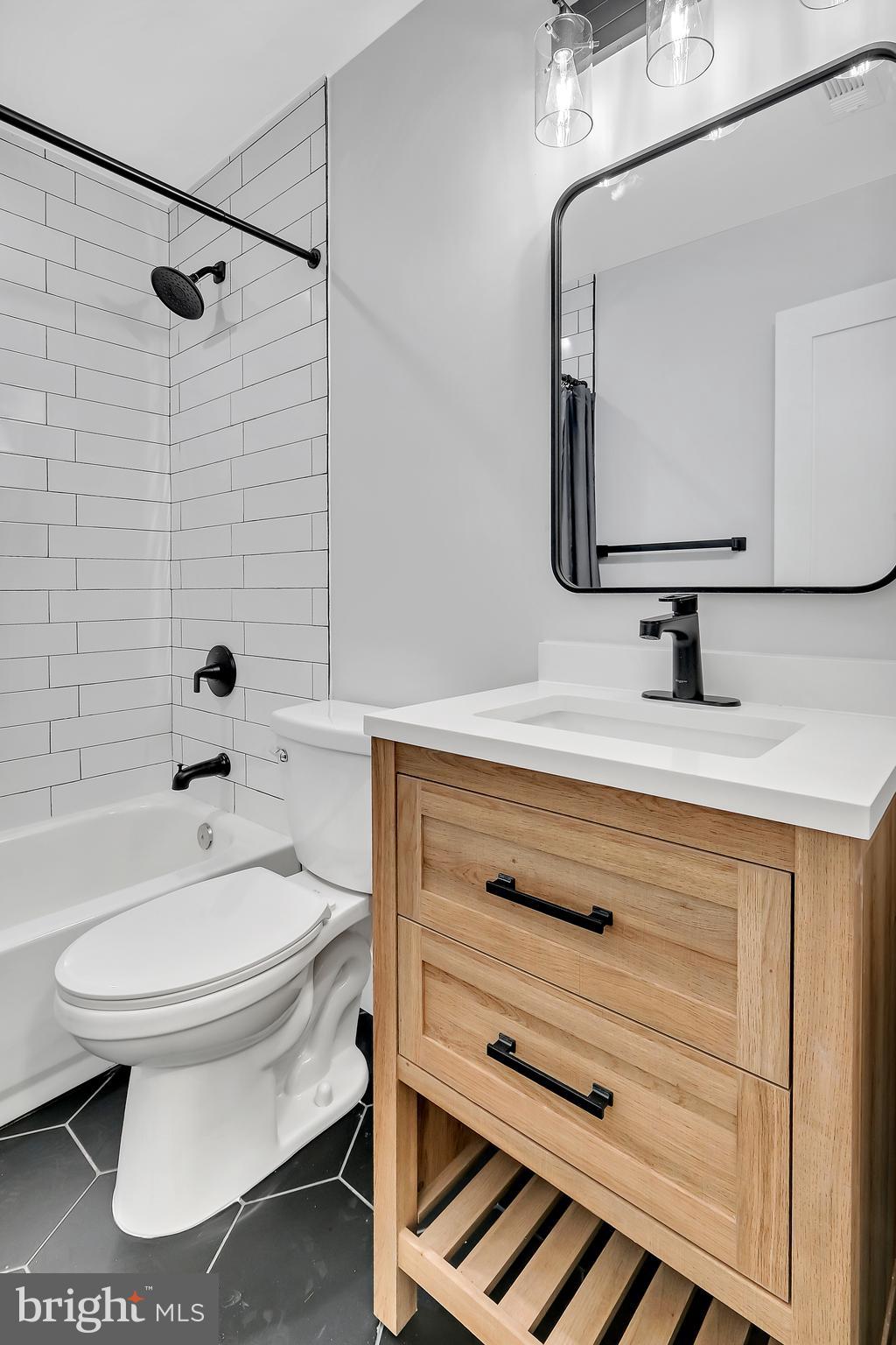 6903 Dunmanway, Unit B Dundalk, MD 21222 - Photo 23 of 35