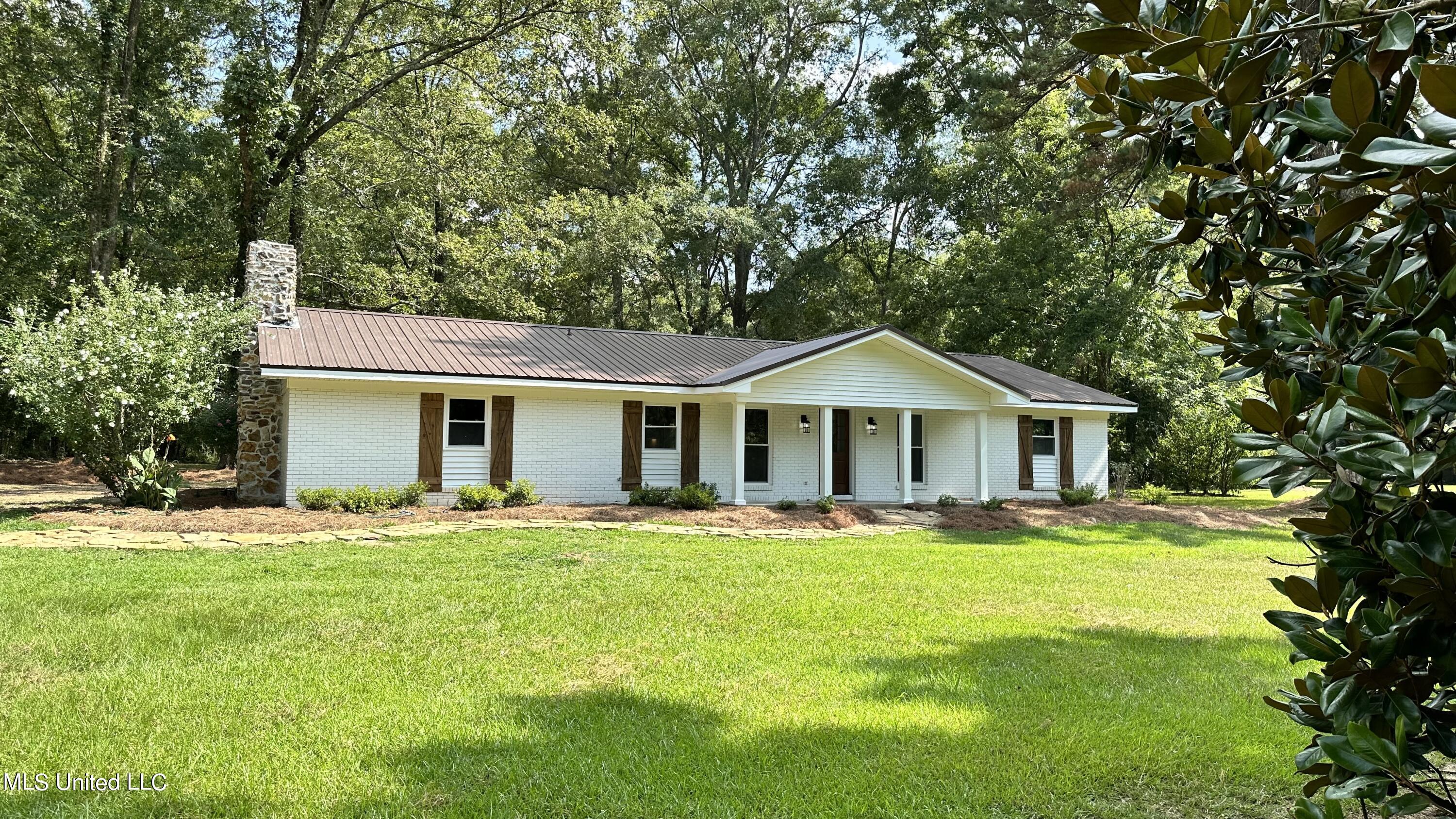 3553 McFarland Road Raymond, MS 39154 - Photo 1 of 47 FRONT