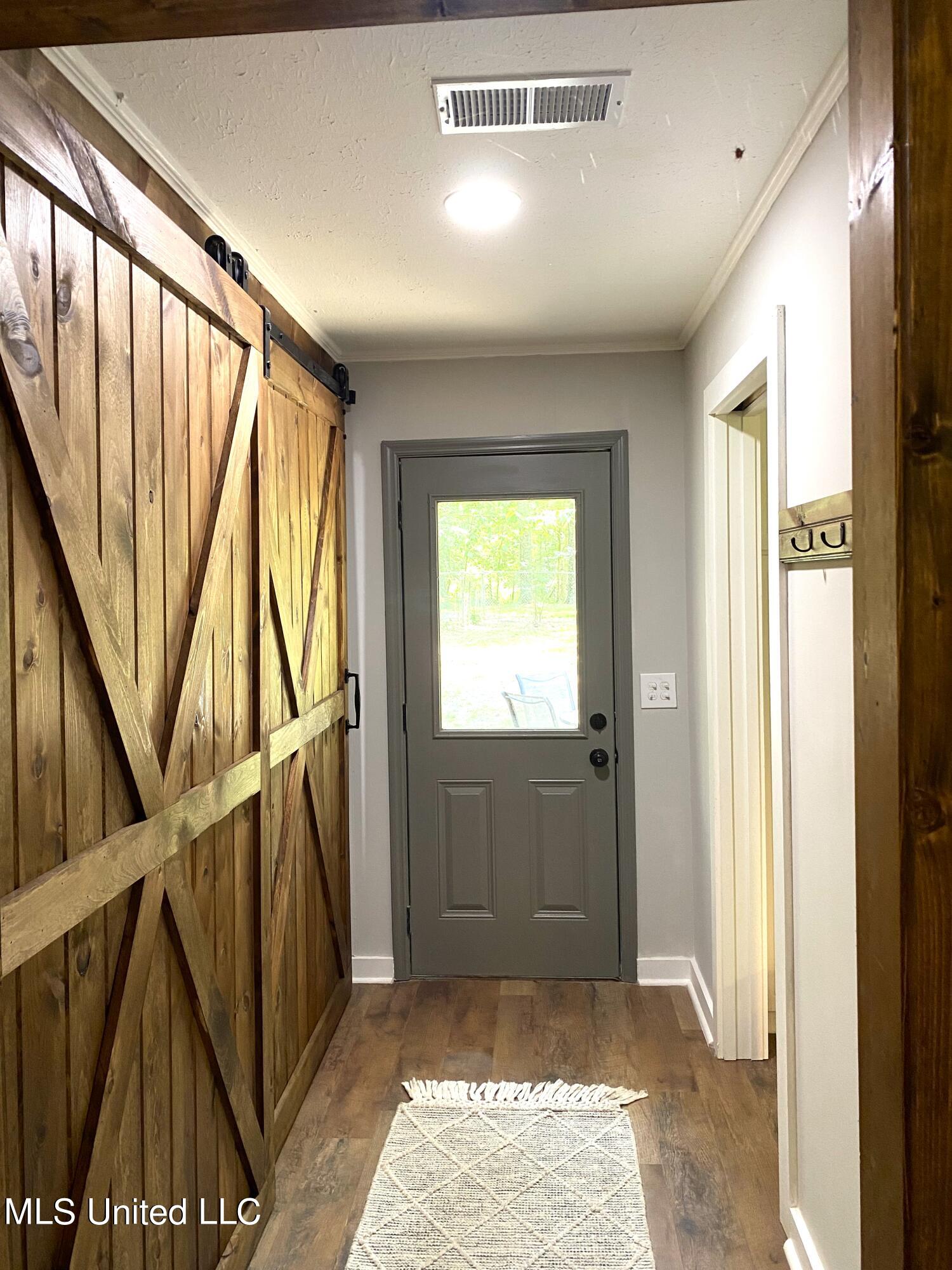 3553 McFarland Road Raymond, MS 39154 - Photo 16 of 47 BACK HALL