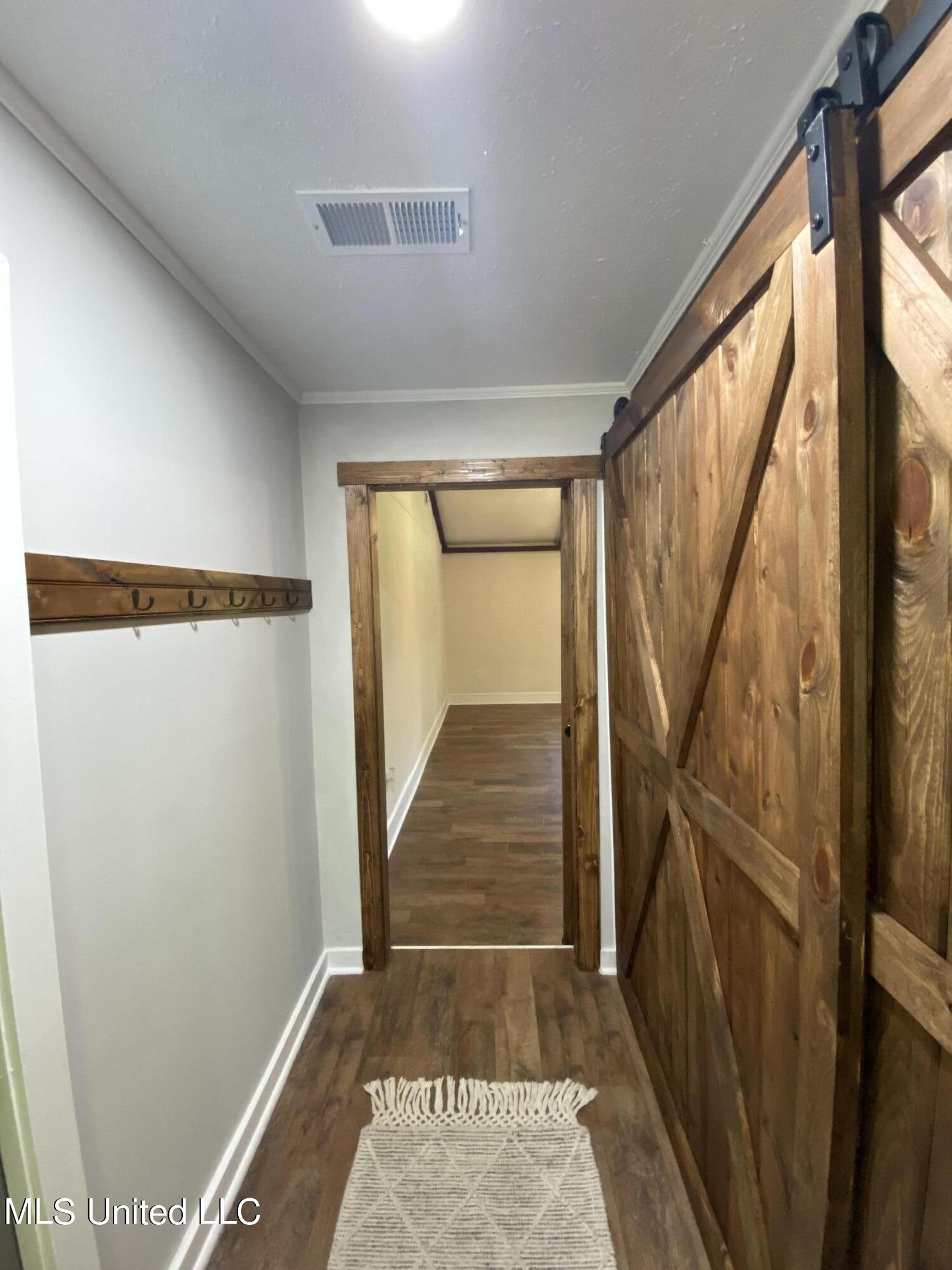 3553 McFarland Road Raymond, MS 39154 - Photo 17 of 47 BACK HALL 2