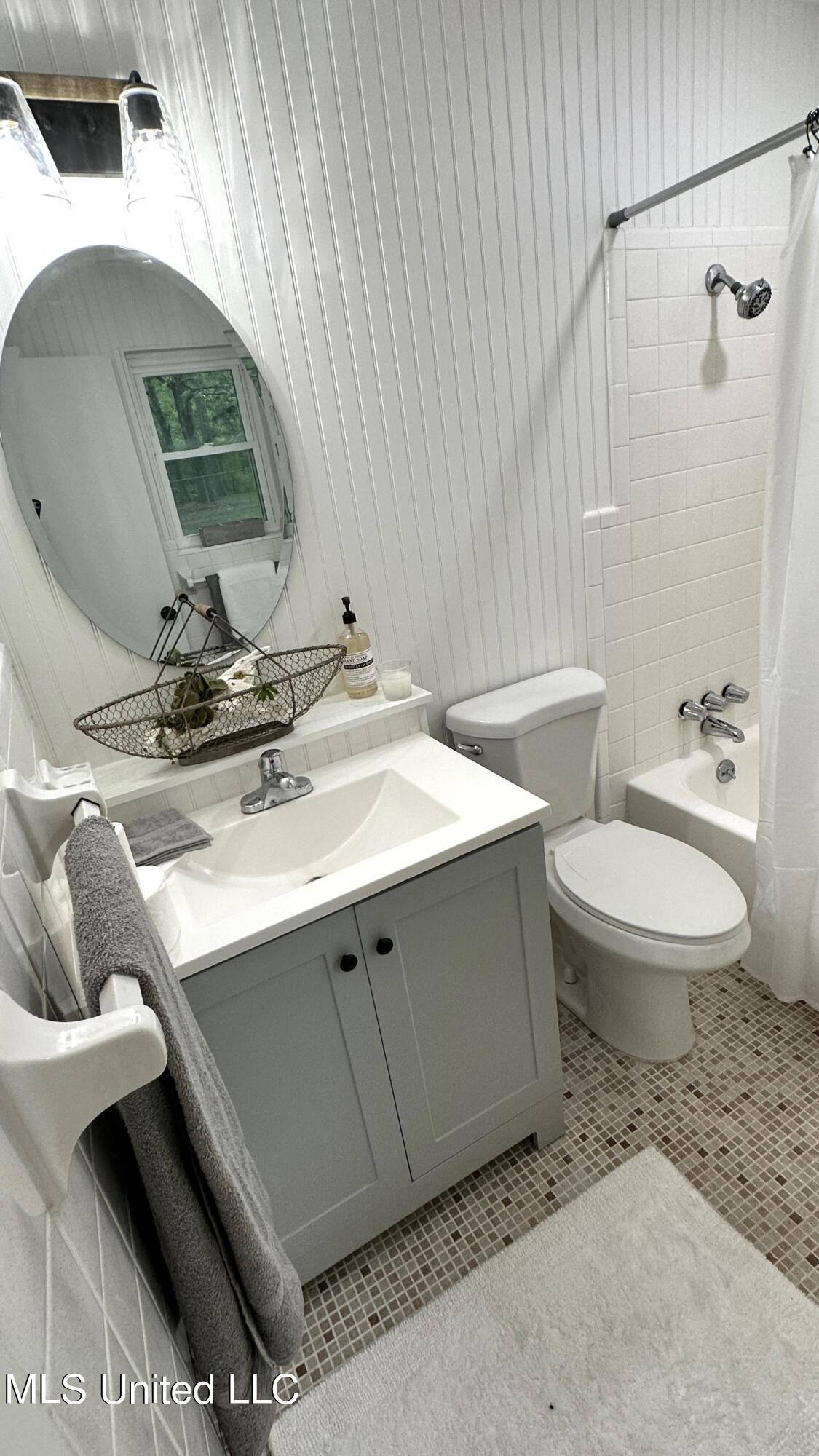 3553 McFarland Road Raymond, MS 39154 - Photo 33 of 47 3RD BEDROOM'S BATH 2