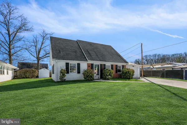 $380,000 | 4 Hamilton Lane, Willingboro, NJ 08046