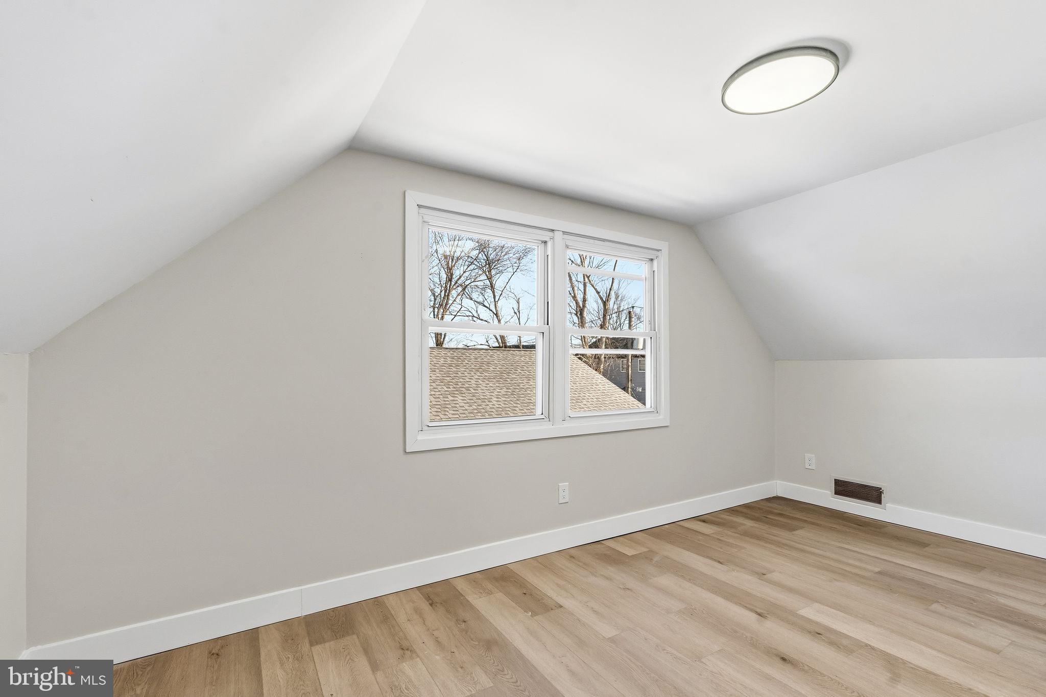 4 Hamilton Lane Willingboro, NJ 08046 - Photo 37 of 40