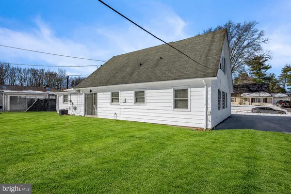 $380,000 | 4 Hamilton Lane, Willingboro, NJ 08046