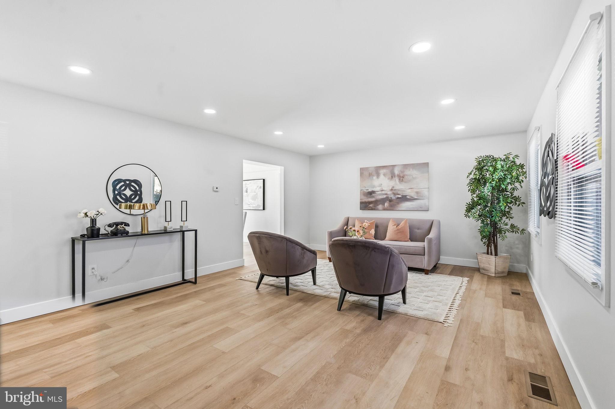 4 Hamilton Lane Willingboro, NJ 08046 - Photo 9 of 40