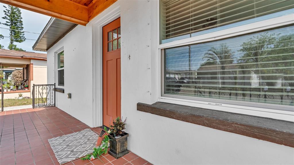 2906 West Nassau Street Tampa, FL 33607 - Photo 3 of 31