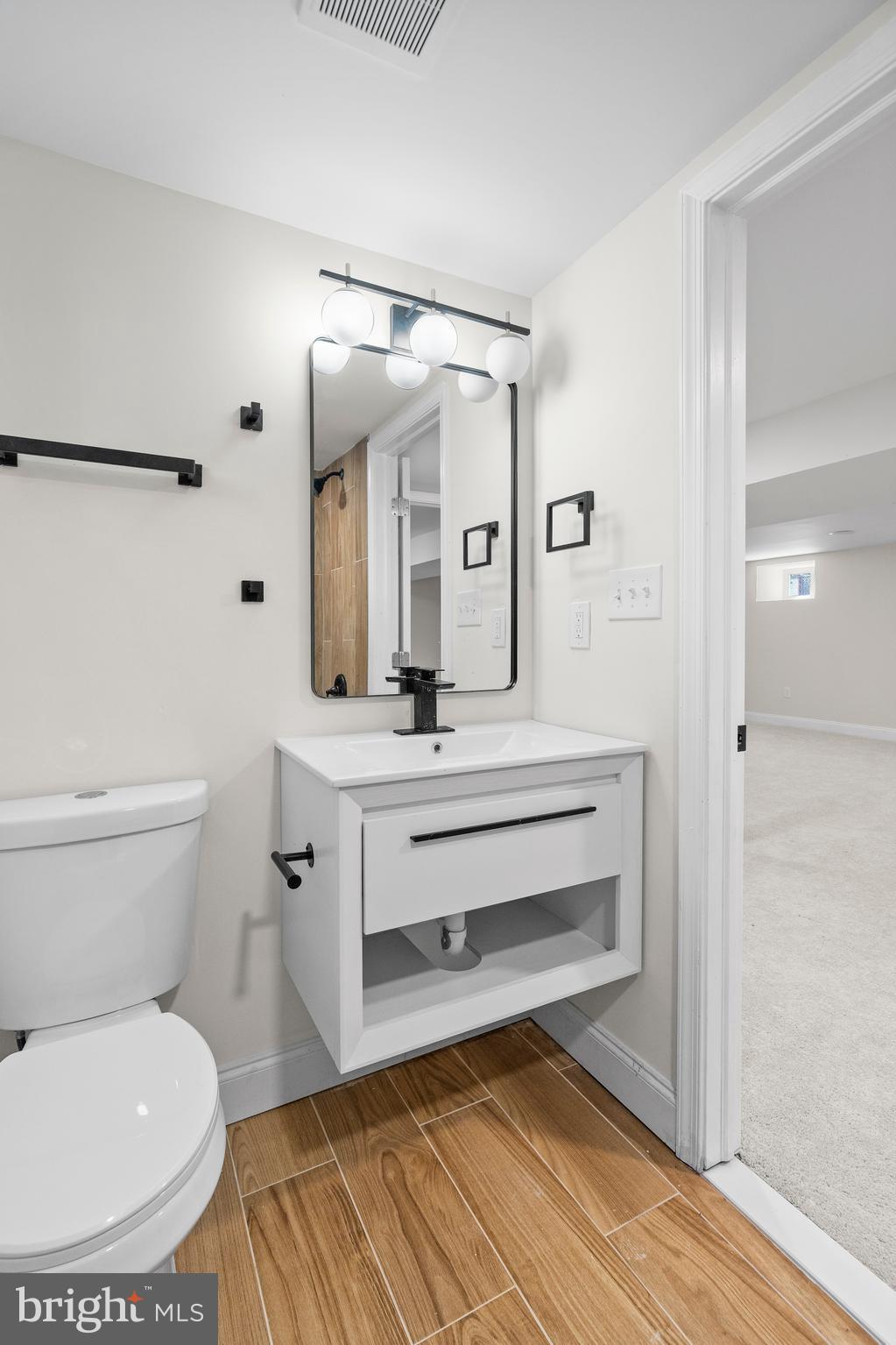 3809 Grantley Road Baltimore, MD 21215 - Photo 22 of 56