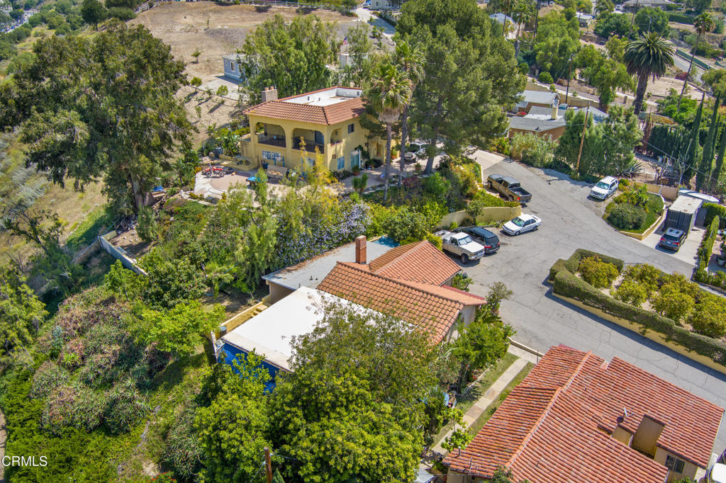 65 Wicks Road Moorpark, CA 93021 - Photo 9 of 21 126