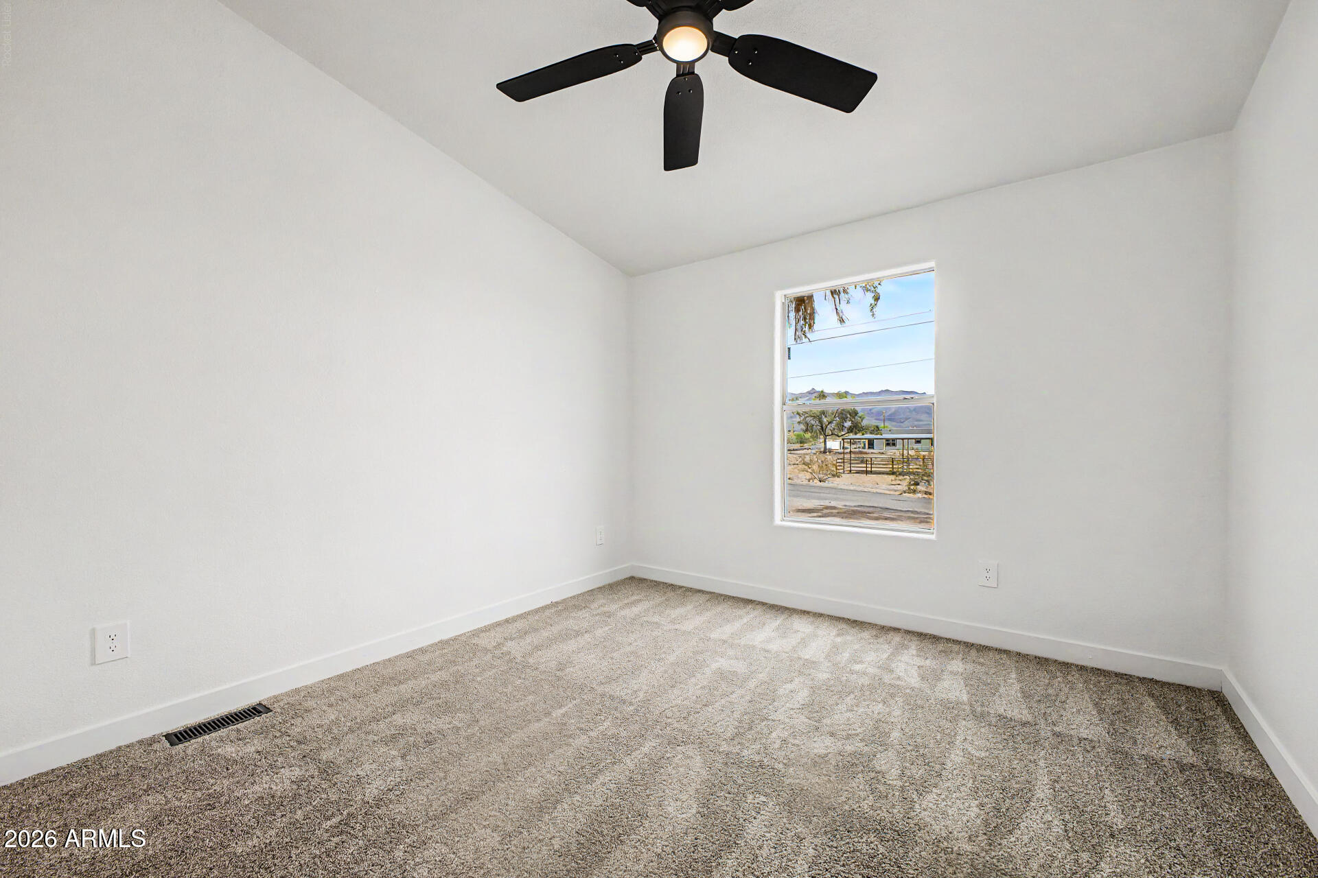 1480 South Chaparral Road Apache Junction, AZ 85119 - Photo 23 of 39