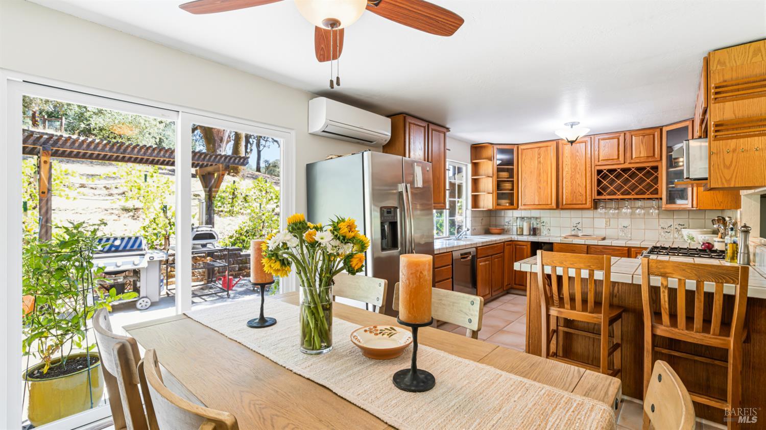 1240 Alexander Valley Road Healdsburg, CA 95448 - Photo 7 of 25 Gallery Image 7