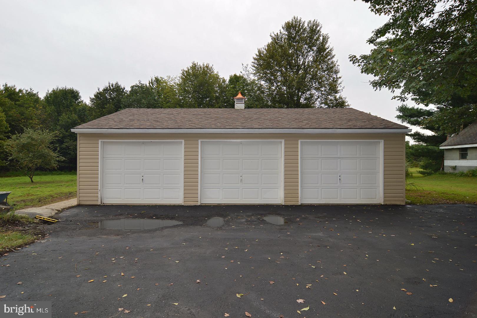 446 Layfield Road Perkiomenville, PA 18074 - Photo 25 of 27 Gallery Image 25