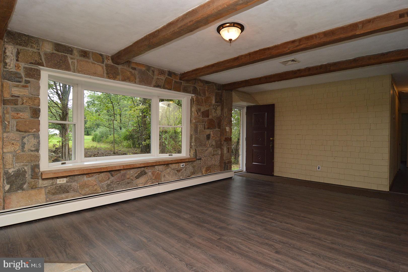 446 Layfield Road Perkiomenville, PA 18074 - Photo 4 of 27 Gallery Image 4