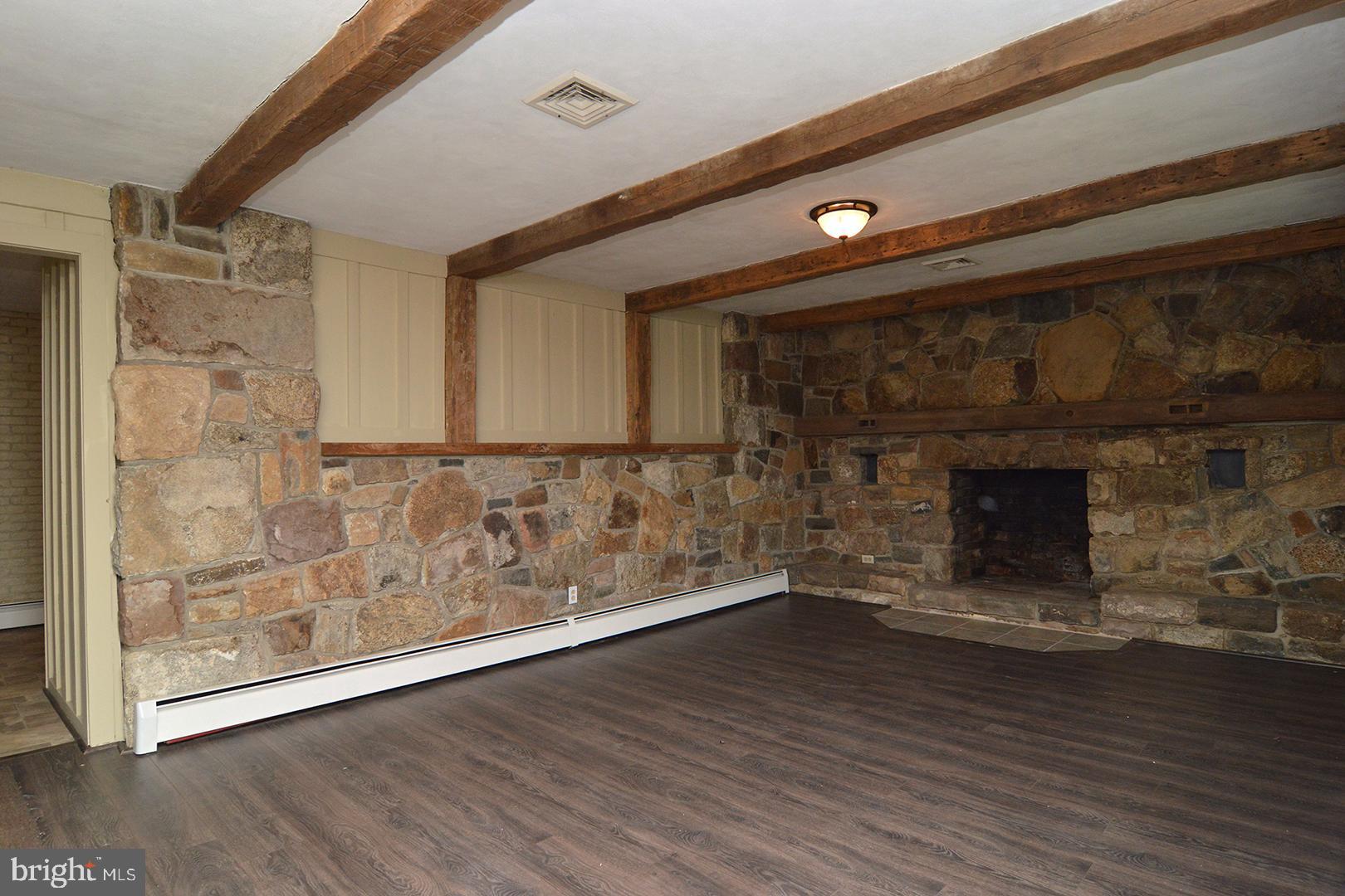 446 Layfield Road Perkiomenville, PA 18074 - Photo 6 of 27 Gallery Image 6