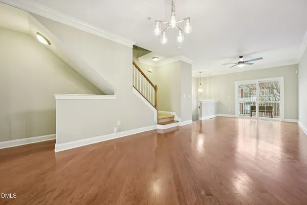 $384,900 | 10510 Sablewood Drive, Unit 113, Raleigh, NC 27617