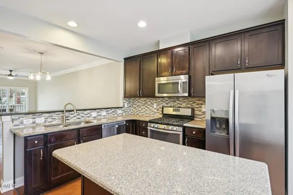 $384,900 | 10510 Sablewood Drive, Unit 113, Raleigh, NC 27617