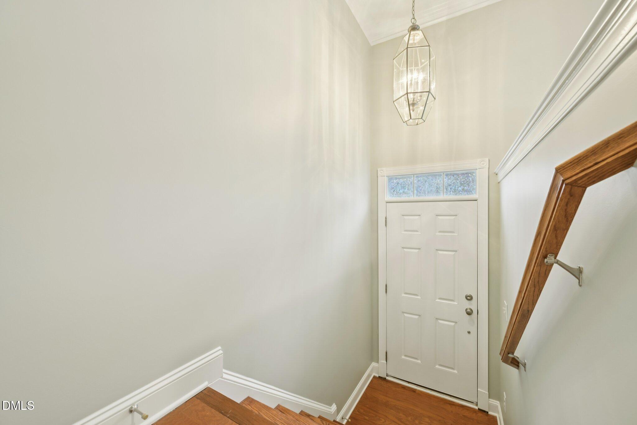 10510 Sablewood Drive, Unit 113 Raleigh, NC 27617 - Photo 3 of 38 6-web-or-mls-Sablewood Dr-S0312-006