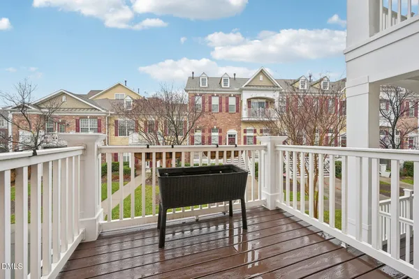 $384,900 | 10510 Sablewood Drive, Unit 113, Raleigh, NC 27617