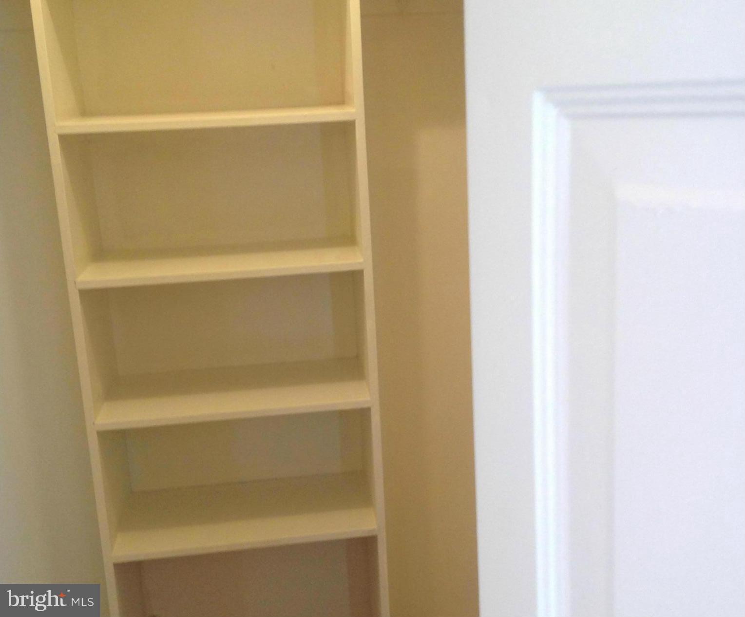 1836 Metzerott Road, Unit 1025 Adelphi, MD 20783 - Photo 19 of 30 CLOSET