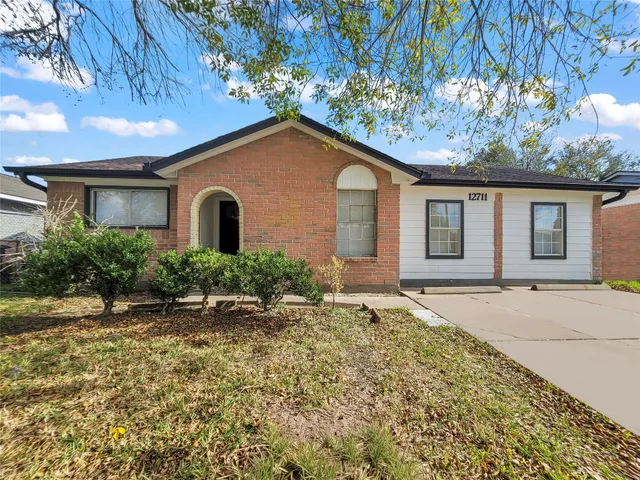 $1,775 | 12711 Greenshire Drive, Houston, TX 77048
