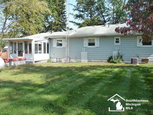10051 Goff Road Temperance, MI 48182 - Photo 9 of 11