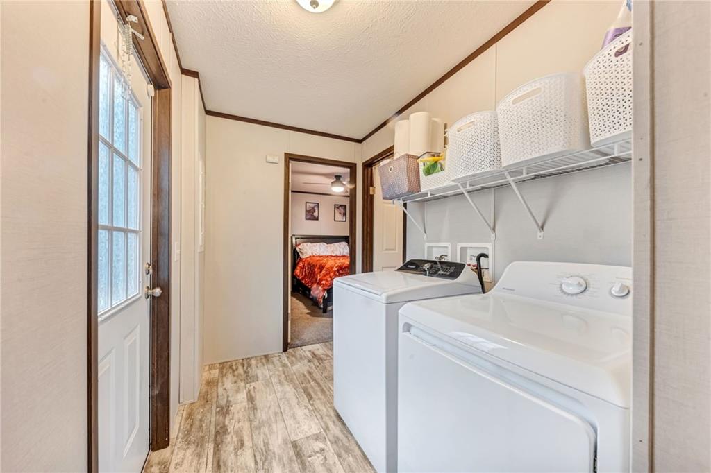 231 Falls Church Road Imperial, PA 15126 - Photo 12 of 13 Gallery Image 12