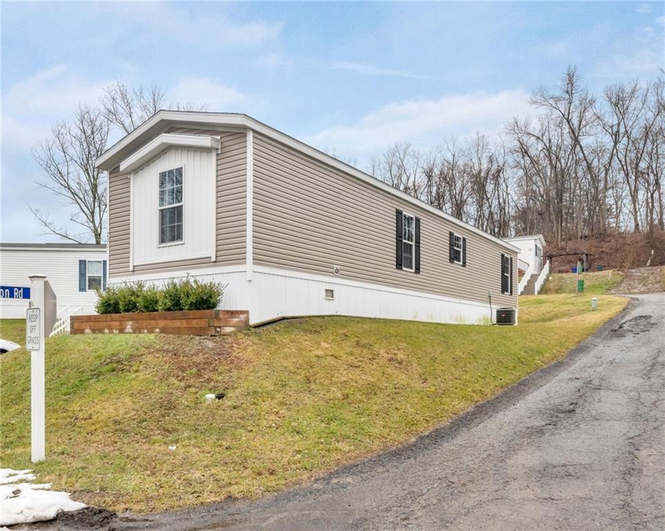 231 Falls Church Road Imperial, PA 15126 - Photo 13 of 13 Gallery Image 13