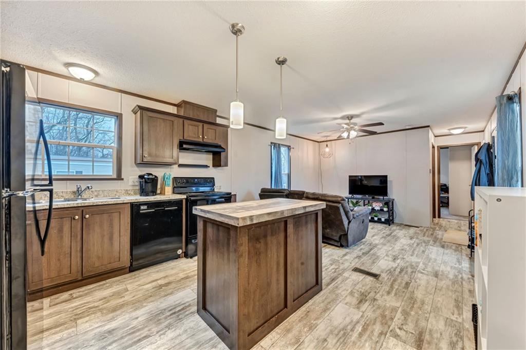 231 Falls Church Road Imperial, PA 15126 - Photo 7 of 13 Gallery Image 7