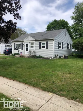 $170,000 | 918 North Hickory Street, Owosso, MI 48867